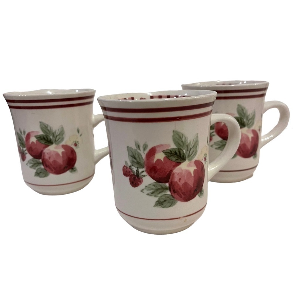 PFALTZGRAFF Delicious Retired Apples Cherries Set of 3 Mugs Coffee Cups